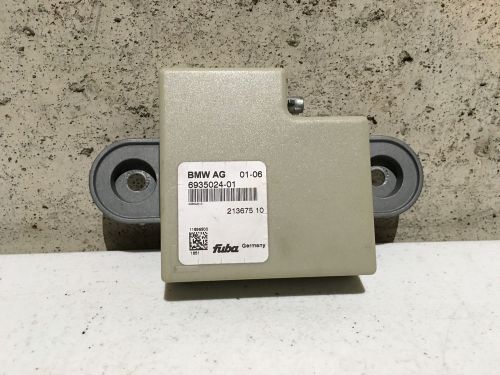 2006-2009 bmw 328i e90  antenna module 6935024-01 oem c#7