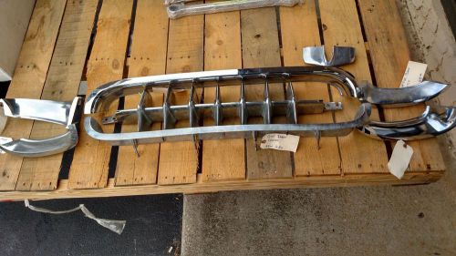 1959 chevrolet corvette original grille assembly with eye brows