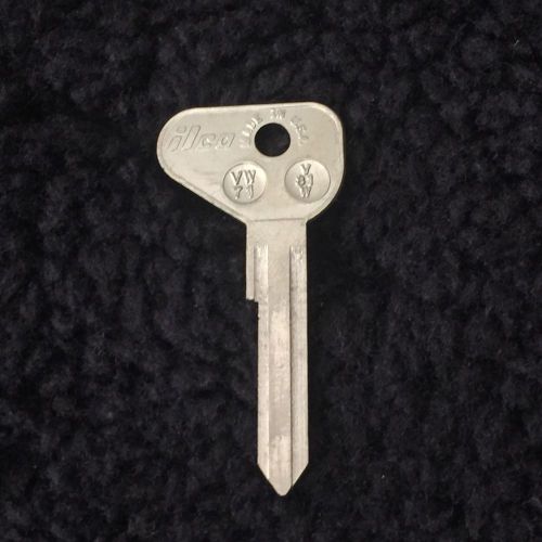 Volkswagen bug beetle 1971-79 key blank ilco vw71 taylor v81w