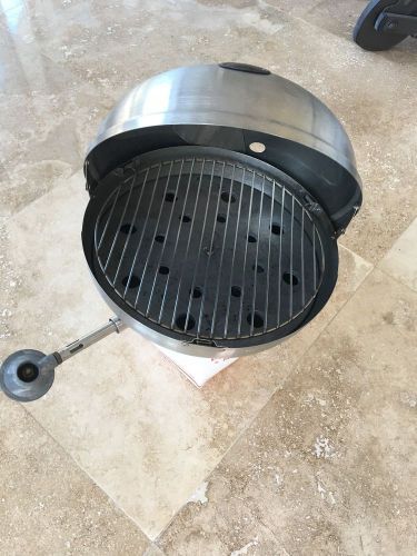 Force 10 marine gas grill