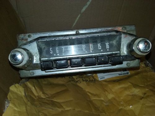 Original ford fomoco am in-dash car radio oem mustang, fairlane