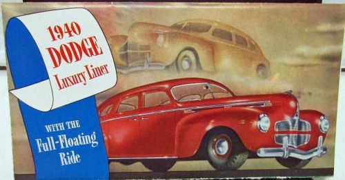 Original 1940 dodge dealer color sales brochure folder luxury liner sedan coupe