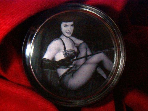 Hot pin up girl misstress  betty page rat rod steering wheel spinner knob