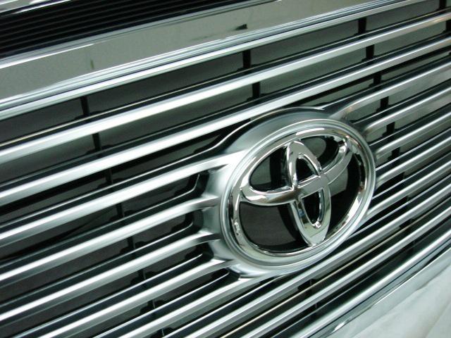 Toyota Tundra Limited Platinum Chrome Grille Genuine OE OEM, US $299.00, image 2