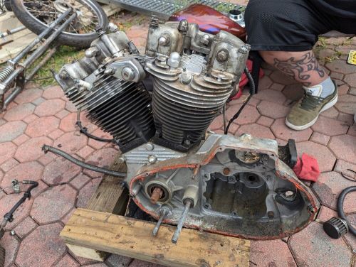 1985 Harley Ironhead Sportster Lower End Cracked Trans Case Good Flywheels, US $75.00, image 4