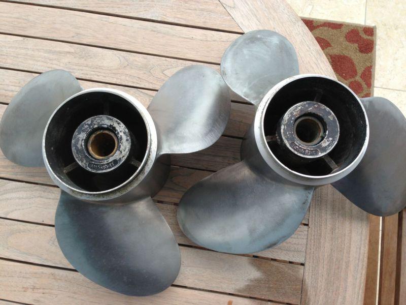 Yamaha stainless steel propellers 19t and 19tl rh & lh ss props