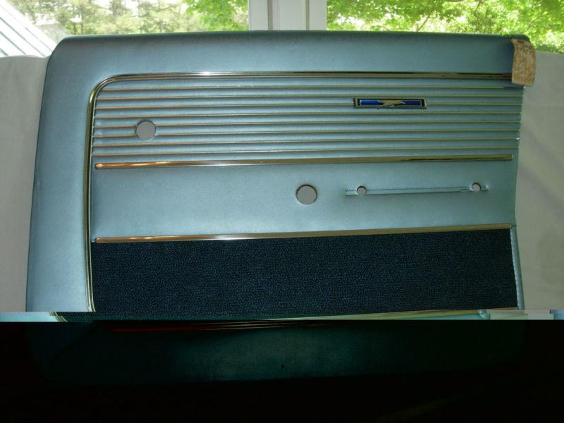 Nos 1966   buick    4 door hardtop    inside  door  panels  with  trim