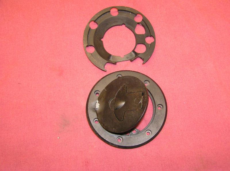 Yamaha yzf600 yzf 600 r6  gas tank cap damage oem