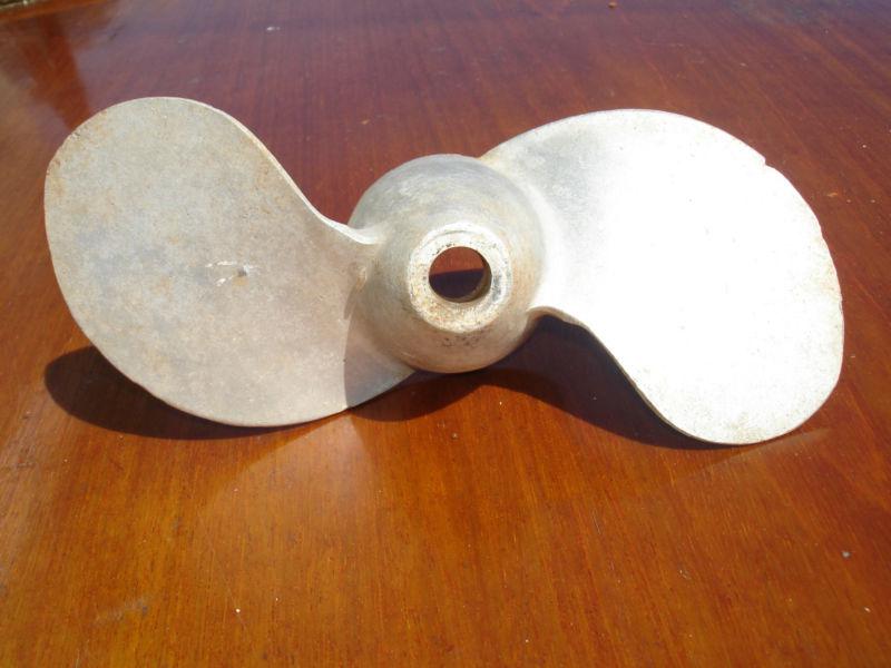 Elgin 5 hp outboard motor prop good condition