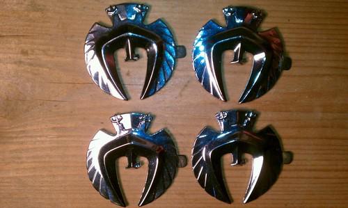 Ford thuderbird emblems