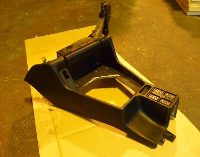 Bmw black center console e34 525i 535i 540i 530i m5 525it shifter trim assembly