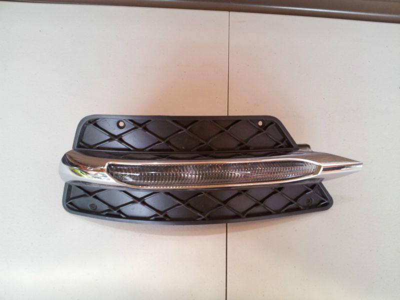Mercedes benz c,e,slk-class driver side daytime running light a2049068900
