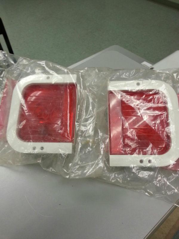 Set of 7ea. peterson manufacturing #431(left) and #432(right) stop tail lights