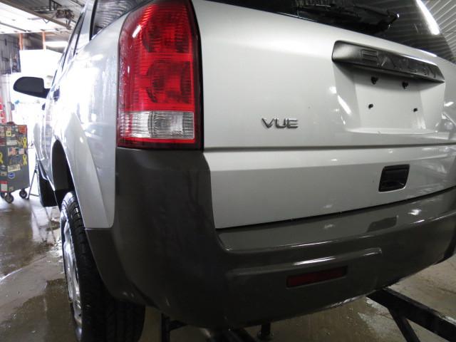 2004 saturn vue tail lamp light left