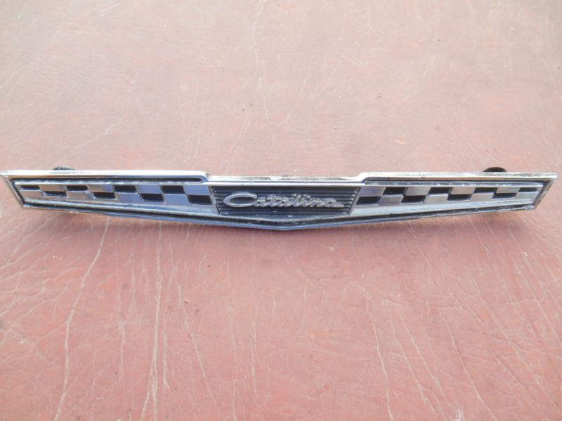 1965 pontiac catalina fender emblem  chrome pn 9780812 3 studs w nuts