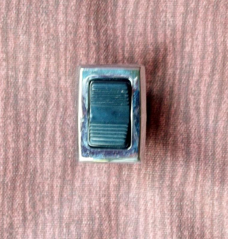Mercedes w107 w116 w123 w114 w115 8126 rear window switch oem 5 pin 450 sel  