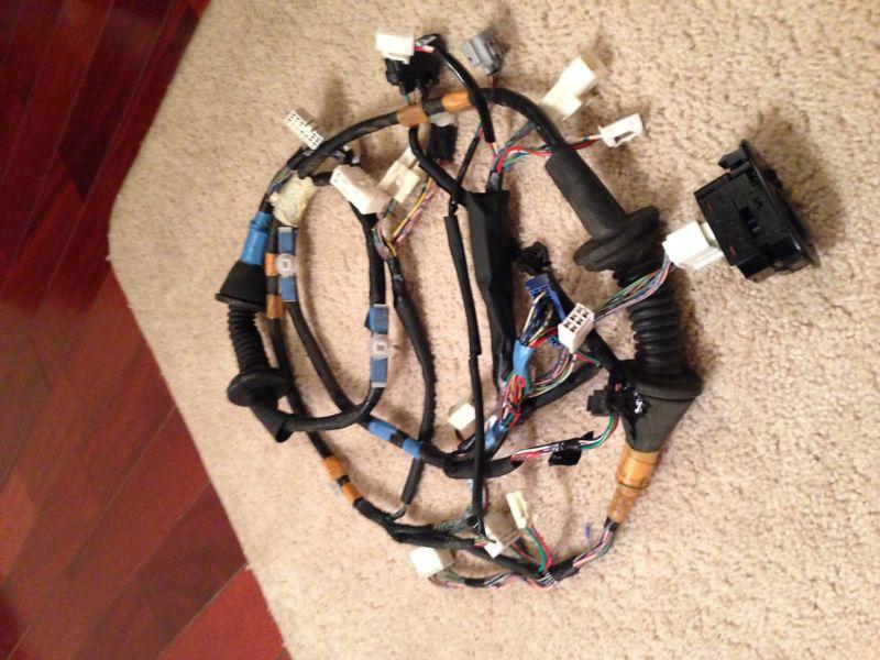 Sell JDM OEM LEXUS IS200 IS300 POWER FOLDING MIRRORS ALTEZZA SXE10 in