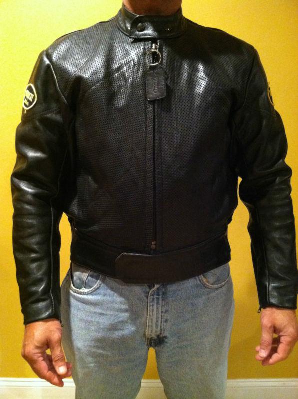 Vanson cobra perforated black leather motocycle jacket size 46 near mint