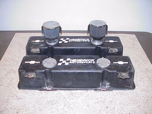 Super rare hendrick motorsports 18&amp; 23° sb chevy valve covers nascar collectable