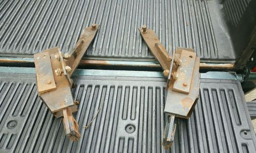 Fisher minute mount push plates (88-00) k2500 k3500 suburban gm  nice shape 7125