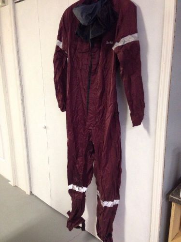 1 piece reese dry rider motorcycle rain suit ,bag, booties reflective size xl