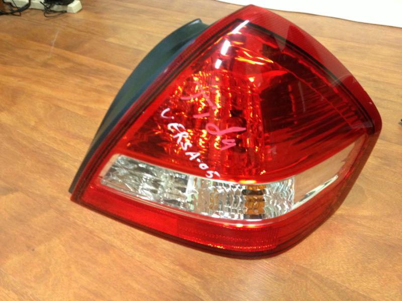 Nissan versa taillight/ lamp rh oem 07 08 09 10 passenger side sedan!!!!