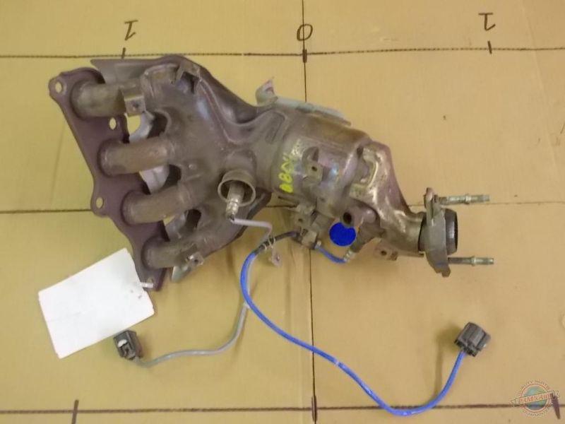 Exhaust manifold mazda 2 1099696 11 recertified w-converter - in stock