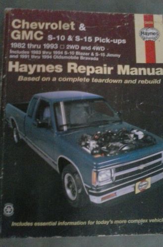 Sell 82 To 93 Chevy And Gmc S10 And S15 Pick Ups Haynes Manual In