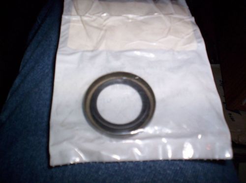 Ski doo snowmobile 2005-07 mach mxz summit chaincase seal new oem 504152544