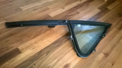 Ford 87-91  f150/250/350 passenger side wing vent window &amp; assembly oem