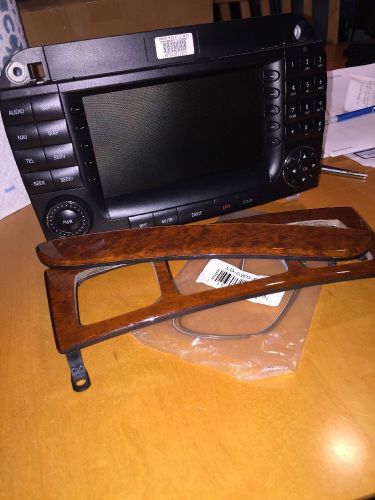 Mercedes 04-06 s500 s430 s55 s65 gps navigation radio 2208274242 flawless &amp; trim