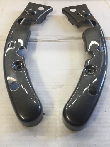 09-13 oem harley touring rear fender struts crystal gray powder coat