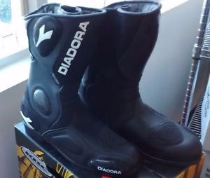Diadora evolution waterproof motorcycle boots msrp $399 size 11.5 / 46