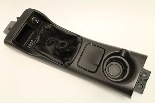 00-02 camaro firebird ebony black 6 speed manual shifter plate used oem gm