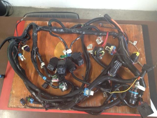 Mercruiser 496 magnum wiring harness;excellent used cond.p/n 84-865457t06 no res