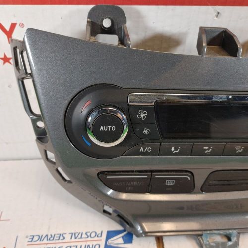 2012 - 2014 Ford Focus Climate Control Dash Trim AC Heat BM5T18C612AJ OEM, US $59.99, image 5
