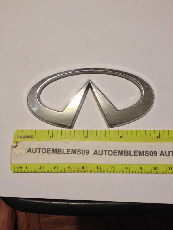 Infiniti chrome symbol emblem used