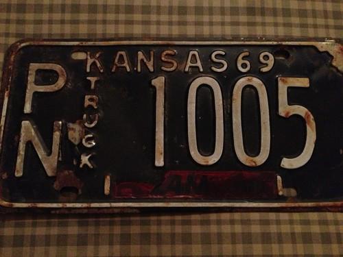 1969 KANSAS LICENSE PLATE 69 TRUCK CHEVROLET FORD PONTIAC BUICK PN 1005, US $9.99, image 4
