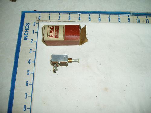 1946-1952 ford car backup light switch   51a-15520-a
