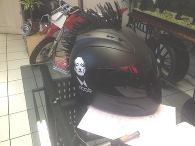 Motorcycle helmet mohawk kcco
