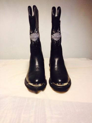 Harley-davidson leather boots size 6.5 rad and ready for ridin'!