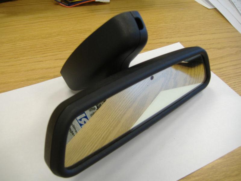 Sell 04 BMW X5 AUTODIM AUTODIMMING REAR VIEW MIRROR OEM in Rahway, New