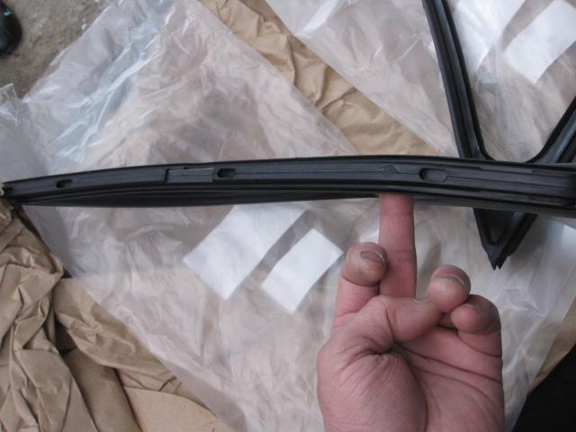 DATSUN/NISSAN Weatherstrip Door ventilator Rubber 1200 B110 ute B120 Sunny truck, US $100.00, image 3