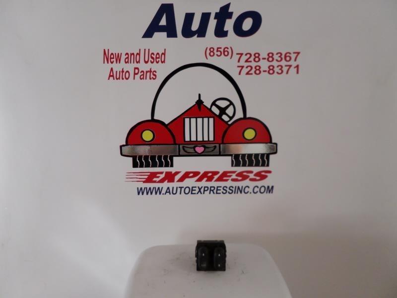 Sell 97 FORD F150 ELECTRIC DOOR SWITCH MASTER 64089 in Williamstown