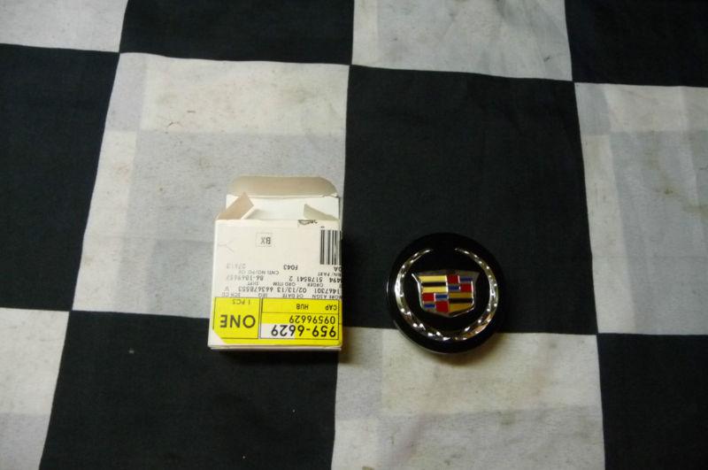 2012 cadillac cts wheels center cap emblem 9596629 oem oe