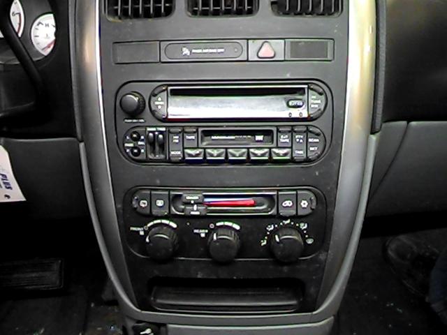 2005 chrysler town & country radio trim dash bezel 2630054