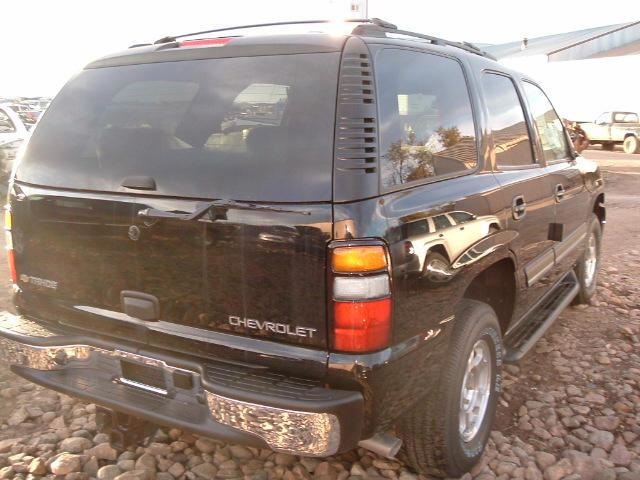 2005 chevy tahoe tail lamp light right