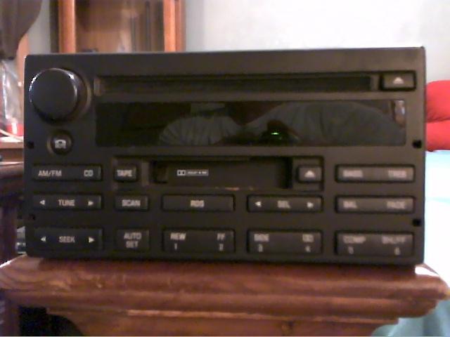 03-07 ford crown victoria marauder marquis radio cd cassette 3w7t-18c868-ak *