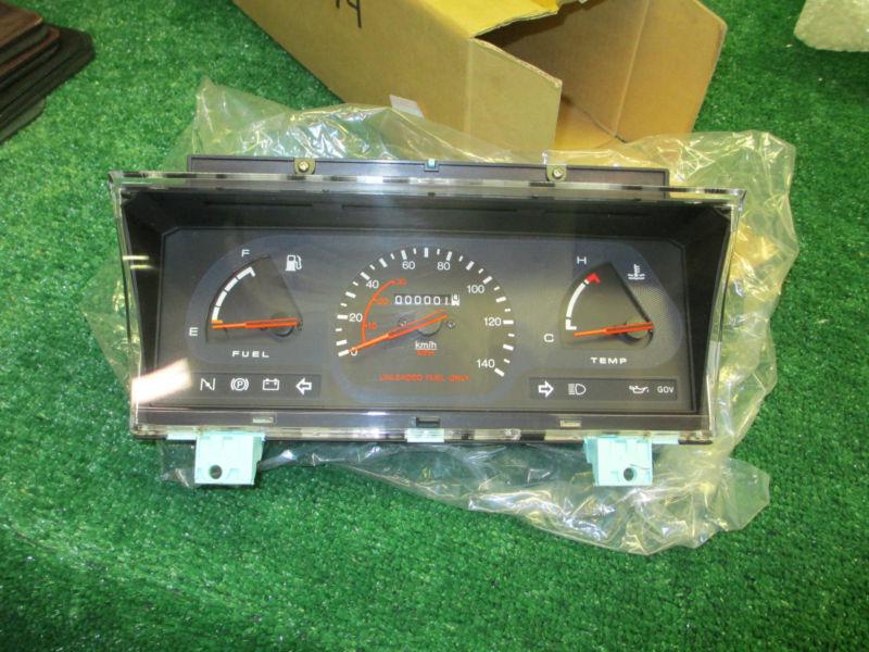 Cushman white mini truck complete dash gauges meters part # 586874 new in box