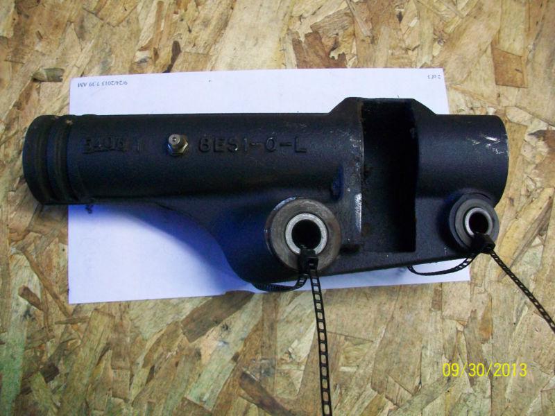 Yamaha apex 06 steering knuckle 06-10 left attack,vector,rage ,nytro,8es-23501-